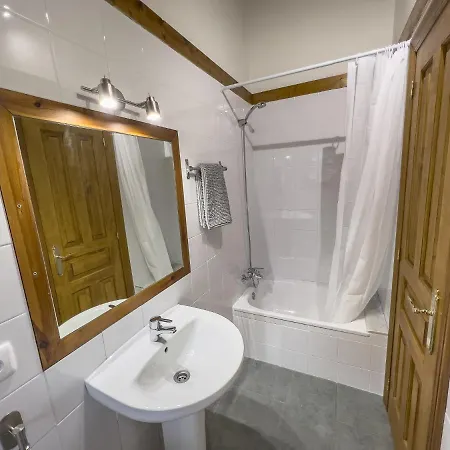 Posada Cabanes Inn *