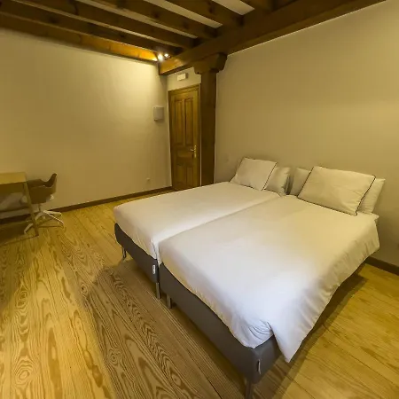 Posada Cabanes *