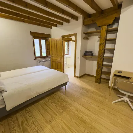 Posada Cabanes بيت ريفي *