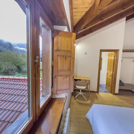 Posada Cabanes بيت ريفي