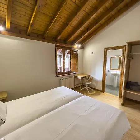 Posada Cabanes بيت ريفي Cabanes (Cantabria)