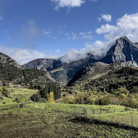 Posada Cabanes بيت ريفي *